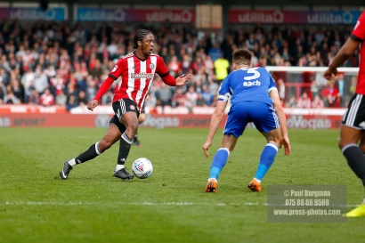 07/04/2018. Brentford FC v Ipswich Town, SkyBet Championship Action from Griffin Park Brentford's Romaine SAWYERS